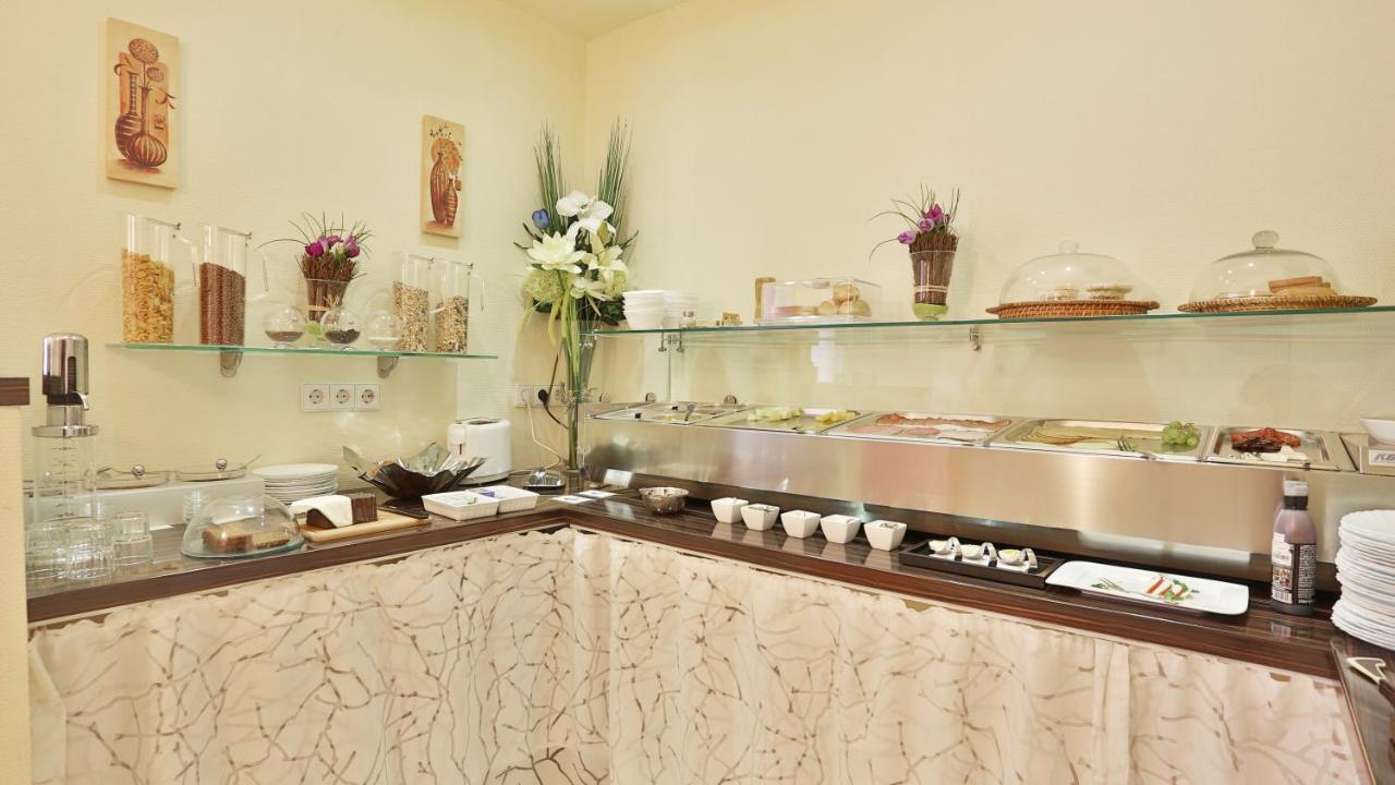 Altstadt Hotel Хайделберг Екстериор снимка