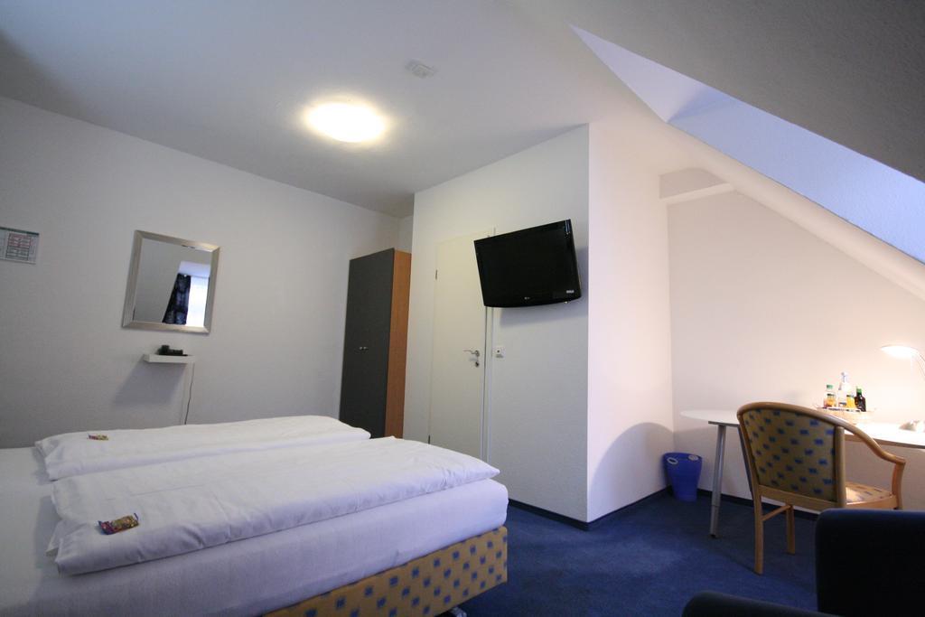 Altstadt Hotel Хайделберг Екстериор снимка