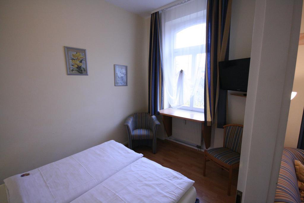 Altstadt Hotel Хайделберг Екстериор снимка