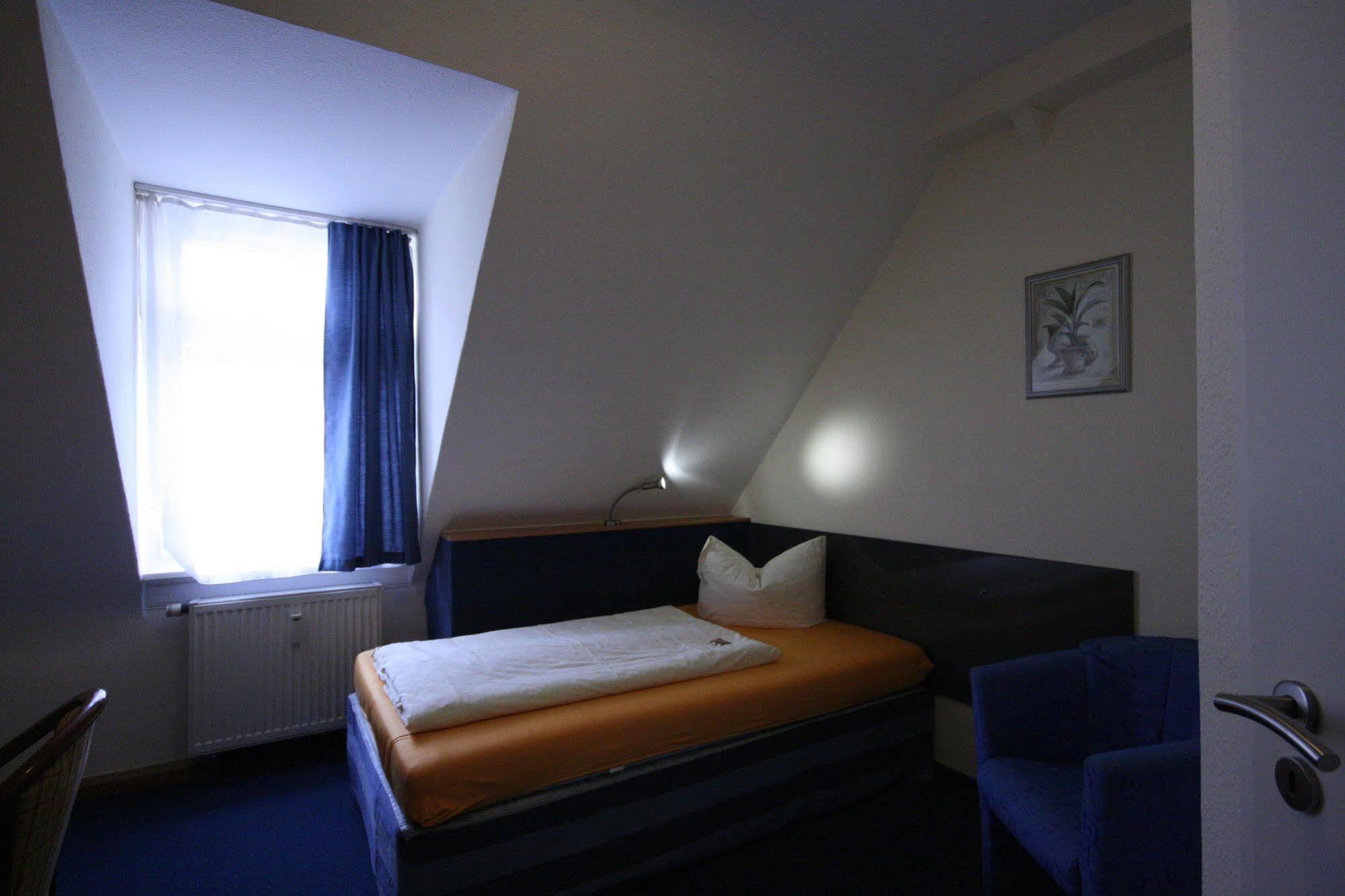 Altstadt Hotel Хайделберг Екстериор снимка